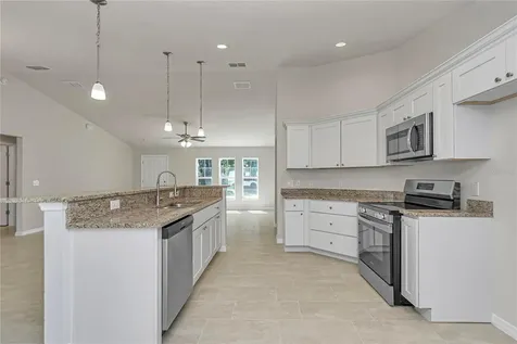 8677 SE 157th Place Summerfield FL 34491