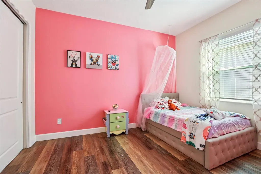 3326 Acacia Bay Avenue Wesley Chapel FL 33543