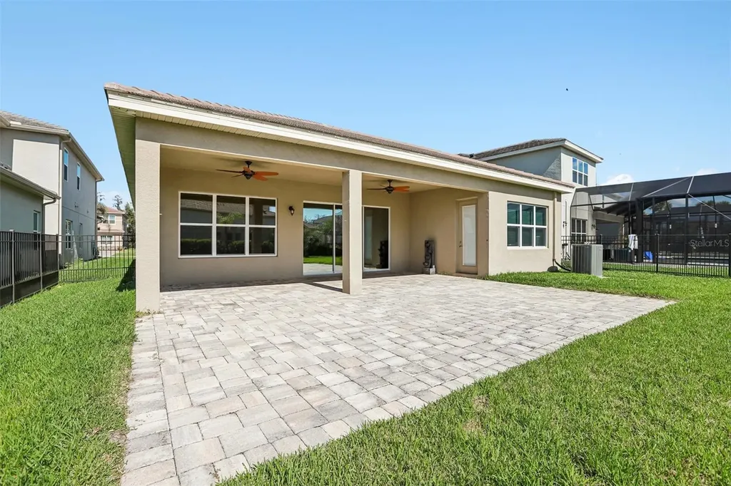 3326 Acacia Bay Avenue Wesley Chapel FL 33543