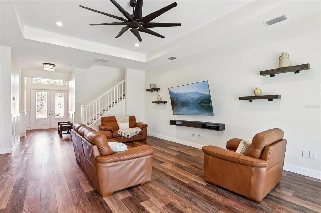 3326 Acacia Bay Avenue Wesley Chapel FL 33543