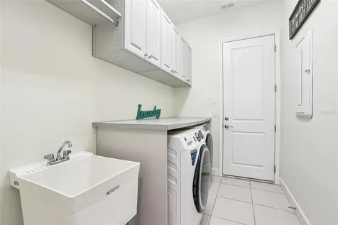 3326 Acacia Bay Avenue Wesley Chapel FL 33543