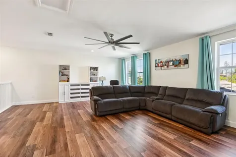 3326 Acacia Bay Avenue Wesley Chapel FL 33543