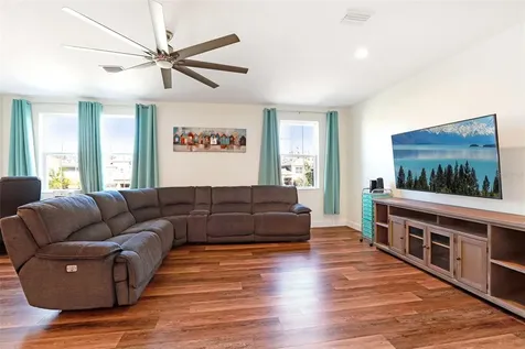 3326 Acacia Bay Avenue Wesley Chapel FL 33543