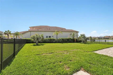 3326 Acacia Bay Avenue Wesley Chapel FL 33543