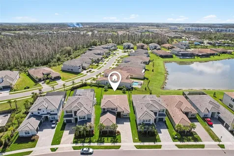3326 Acacia Bay Avenue Wesley Chapel FL 33543