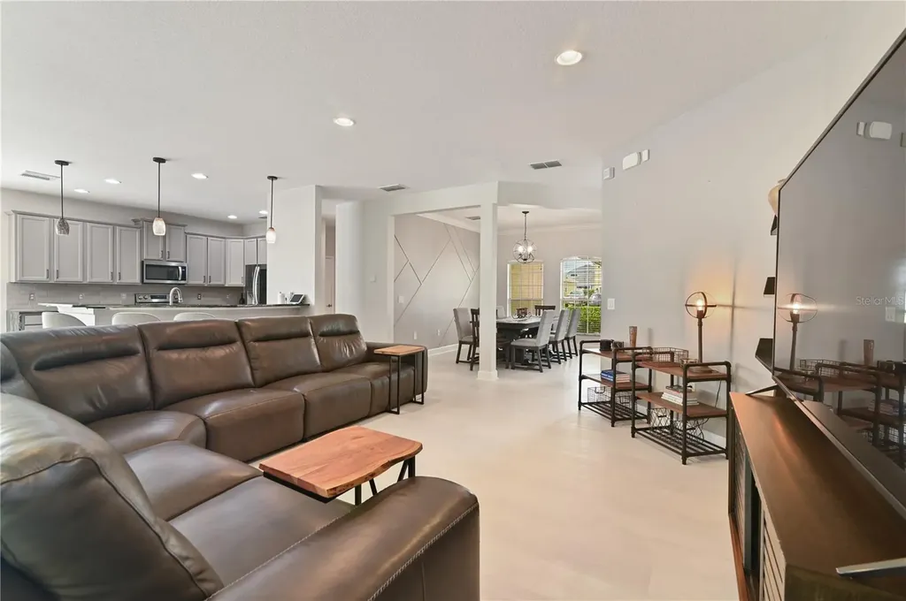 1037 Truffles Court Apopka FL 32712