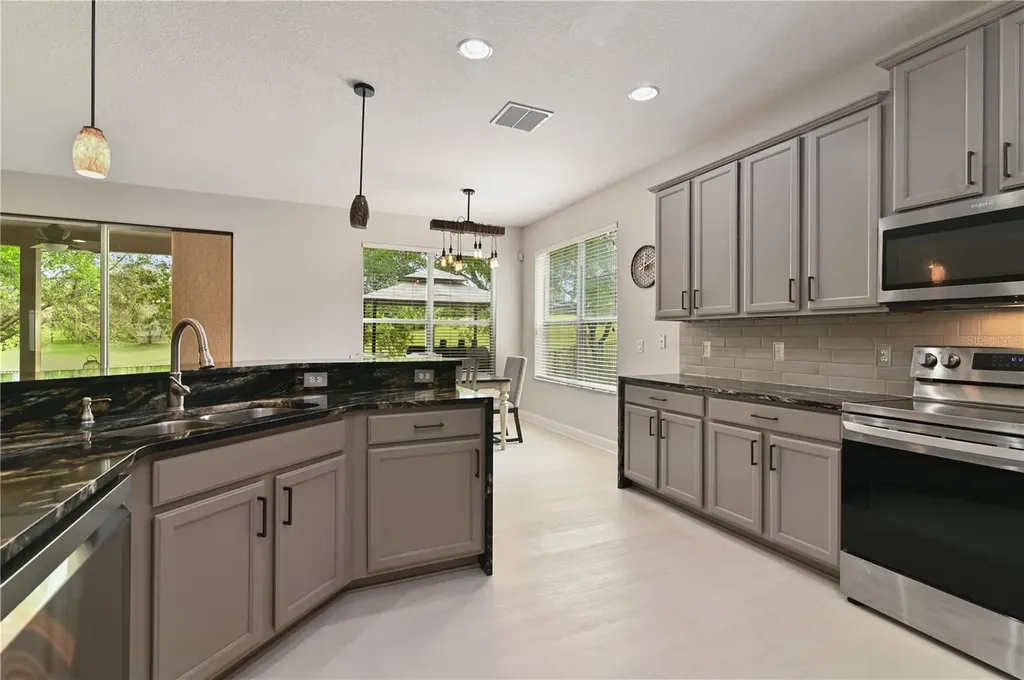 1037 Truffles Court Apopka FL 32712