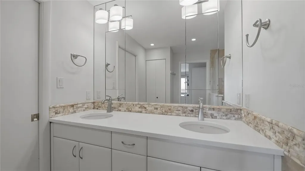 4500 Gulf Of Mexico Drive Longboat Key FL 34228