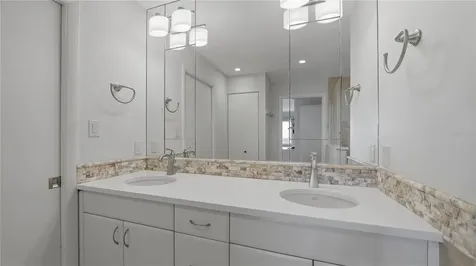 4500 Gulf Of Mexico Drive Longboat Key FL 34228