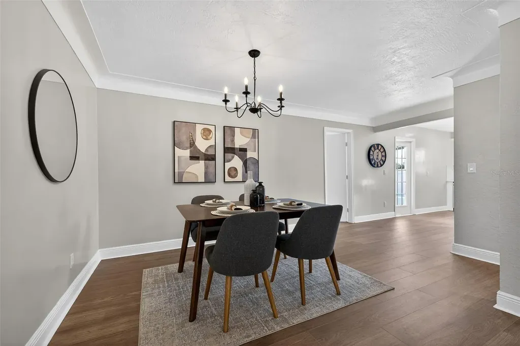 13690 87th Place N Seminole FL 33776
