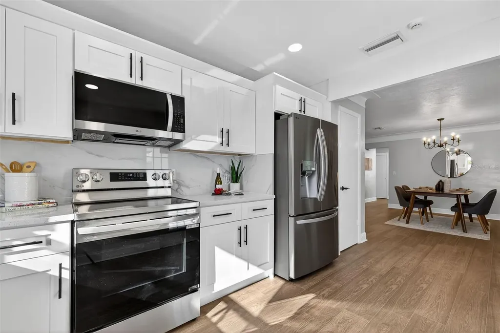 13690 87th Place N Seminole FL 33776