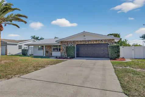 13690 87th Place N Seminole FL 33776