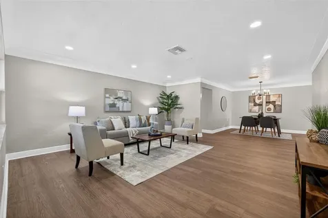 13690 87th Place N Seminole FL 33776