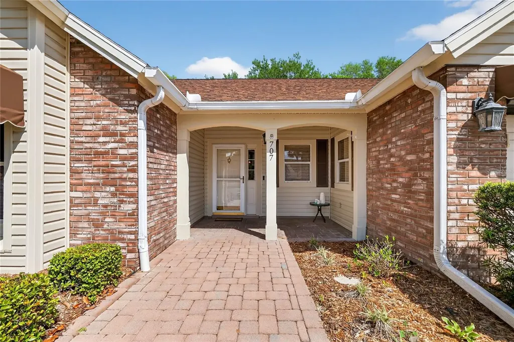 707 Cortez Avenue The Villages FL 32159