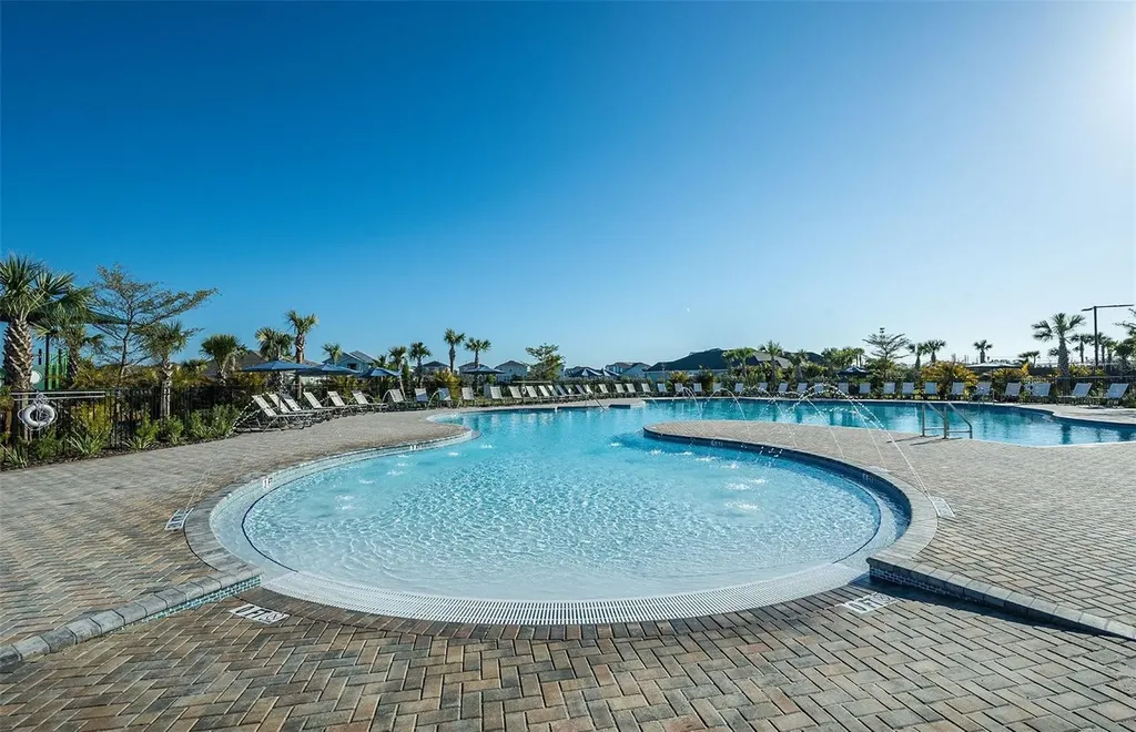 6287 Broad Field Avenue Apollo Beach FL 33572