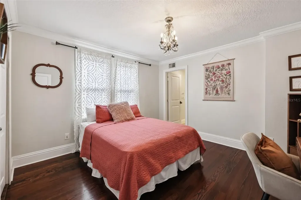 442 Briercliff Drive Orlando FL 32806