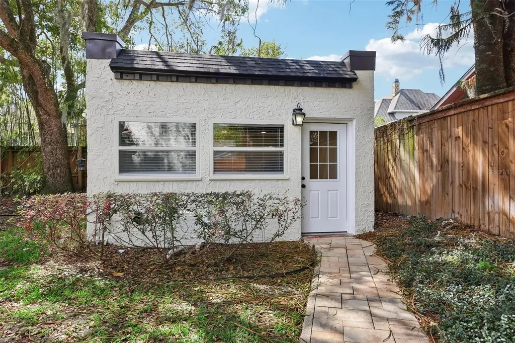 442 Briercliff Drive Orlando FL 32806