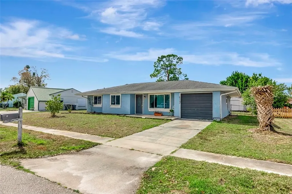 6703 Electra Avenue North Port FL 34287