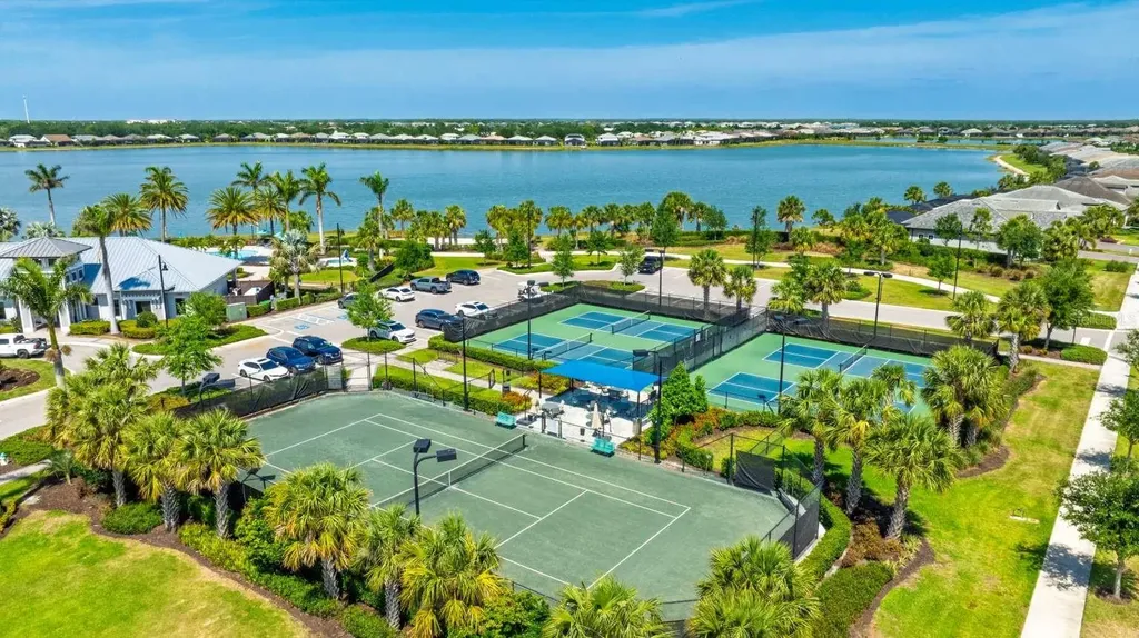 801 Seascape Place Sarasota FL 34240