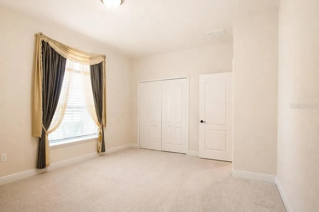 15950 Splendid Oaks Lane Tavares FL 32778