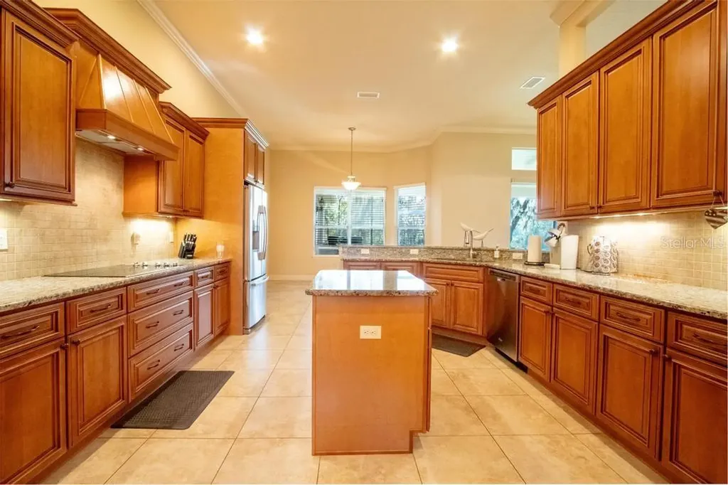 15950 Splendid Oaks Lane Tavares FL 32778