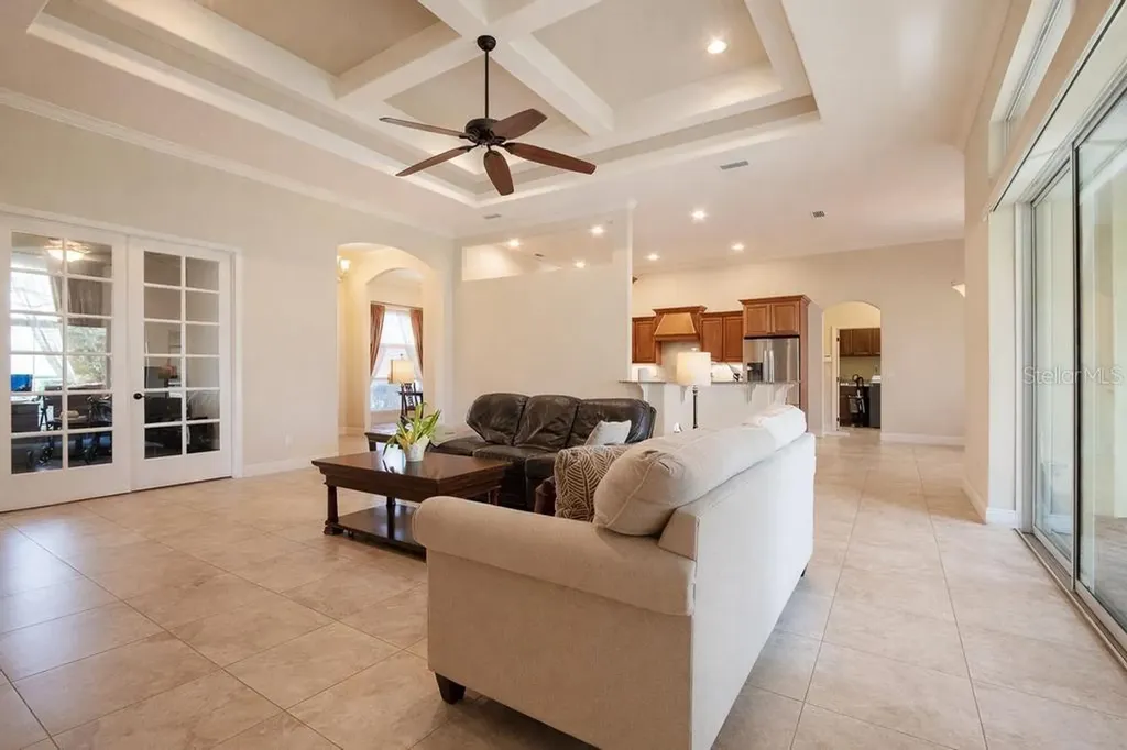 15950 Splendid Oaks Lane Tavares FL 32778