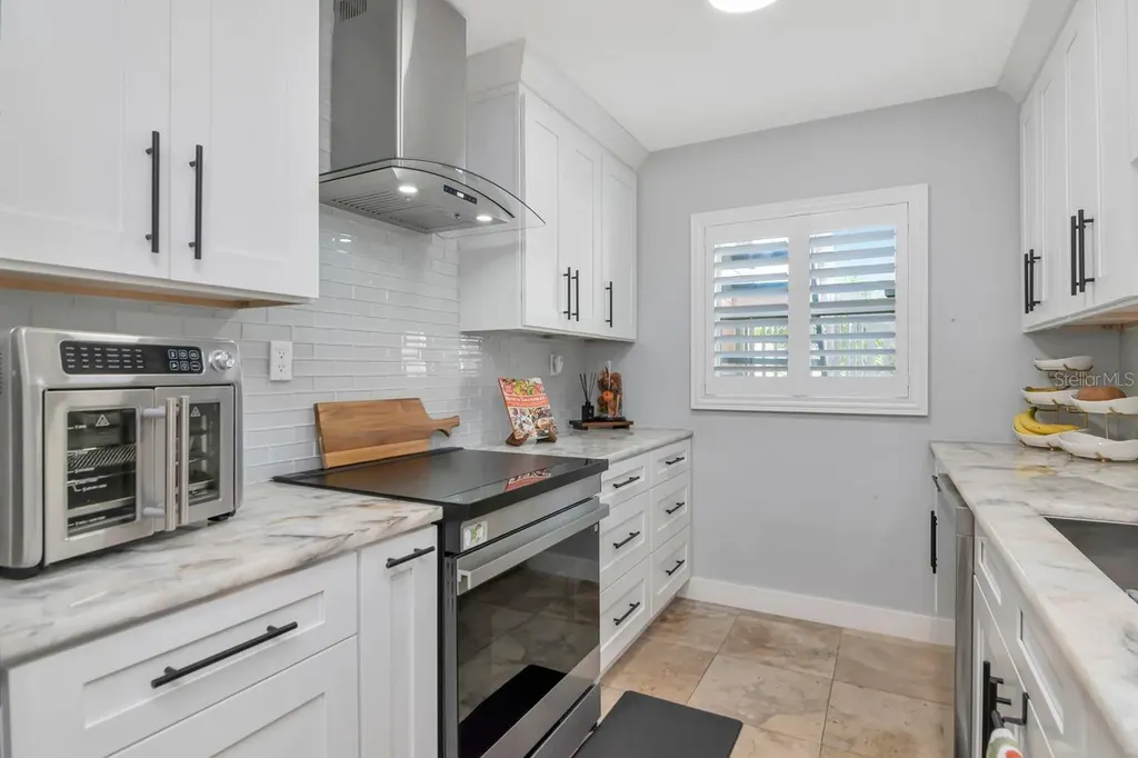 2424 W Tampa Bay Boulevard Tampa FL 33607