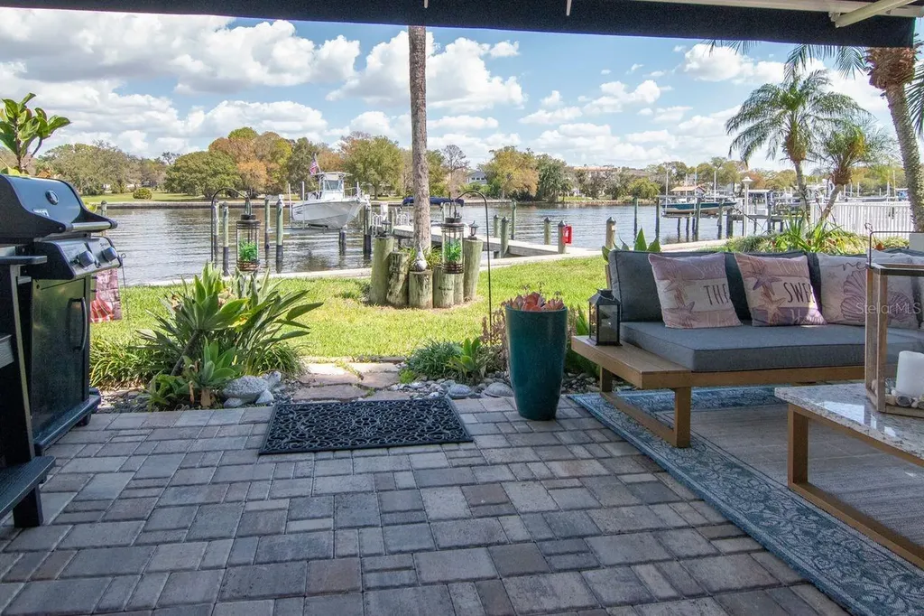 2424 W Tampa Bay Boulevard Tampa FL 33607