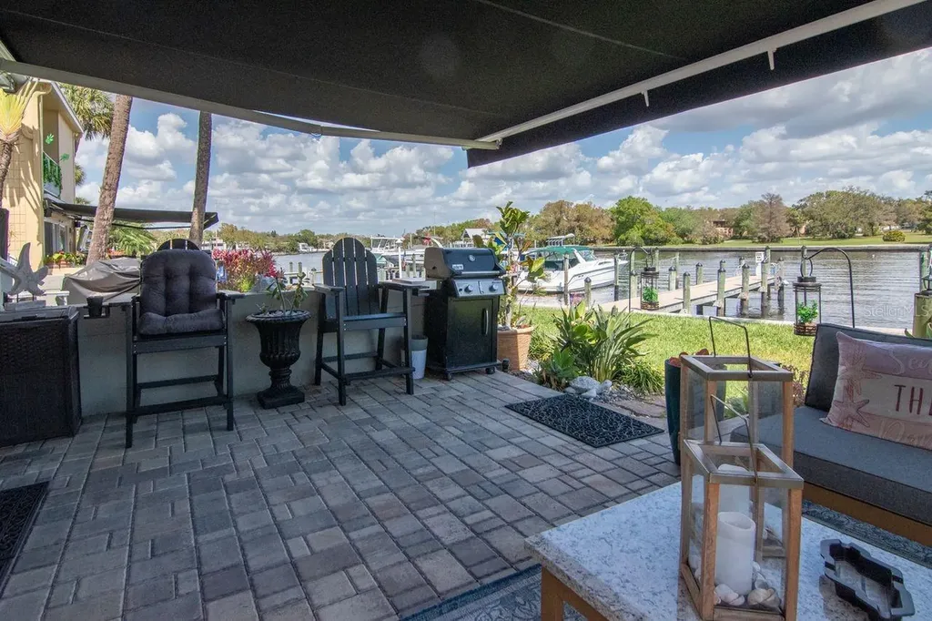 2424 W Tampa Bay Boulevard Tampa FL 33607