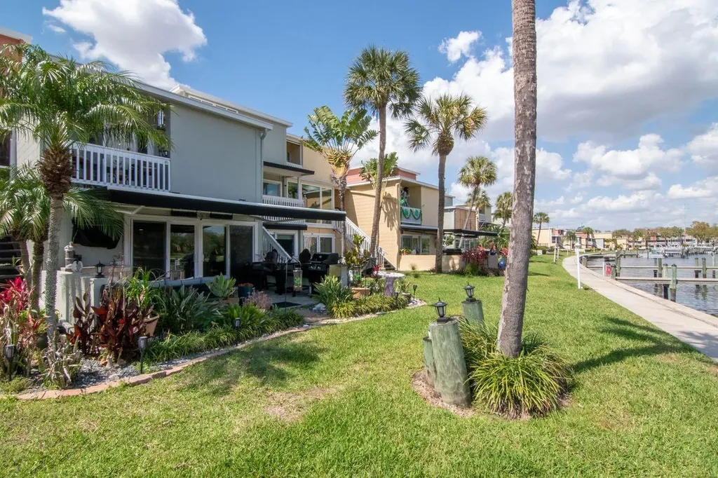 2424 W Tampa Bay Boulevard Tampa FL 33607