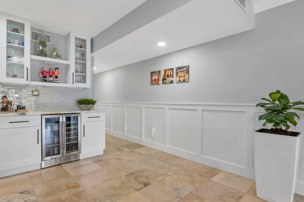 2424 W Tampa Bay Boulevard Tampa FL 33607