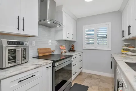 2424 W Tampa Bay Boulevard Tampa FL 33607