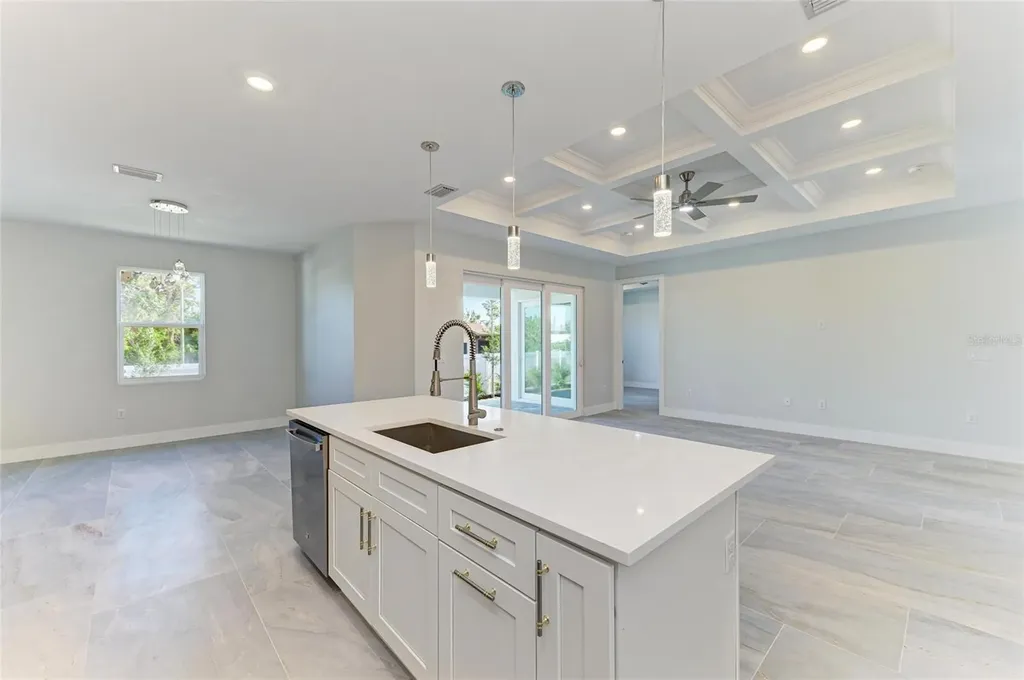 380 Holly Road Venice FL 34293