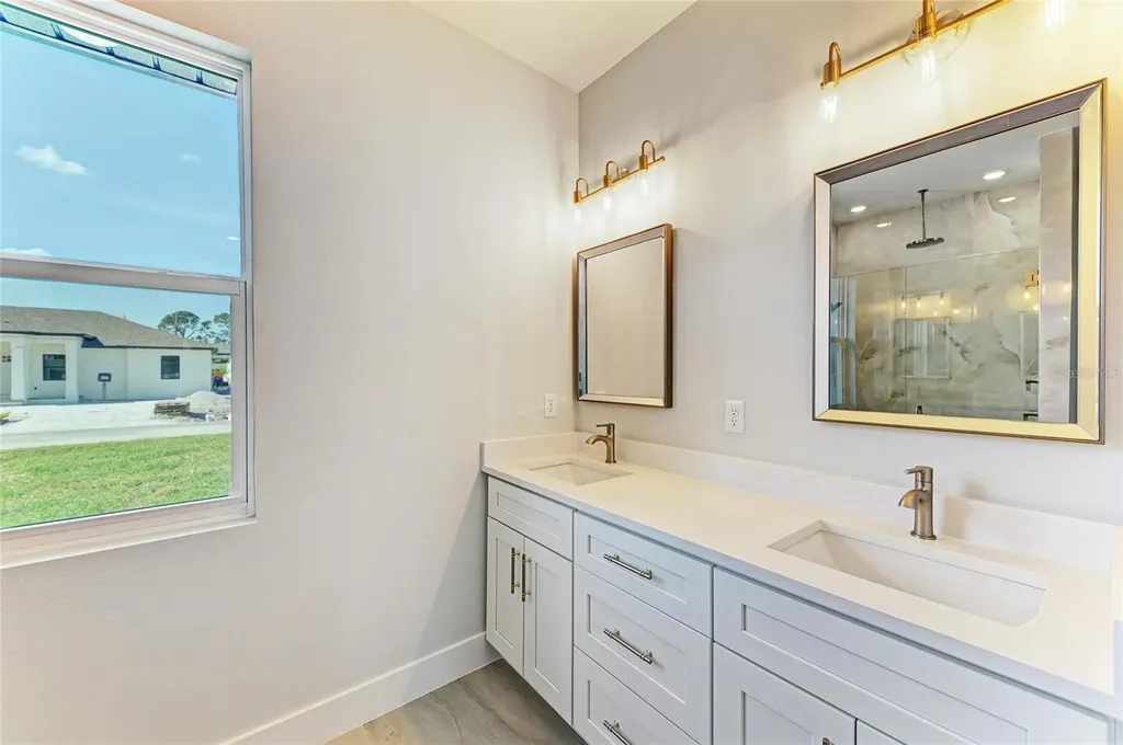 380 Holly Road Venice FL 34293