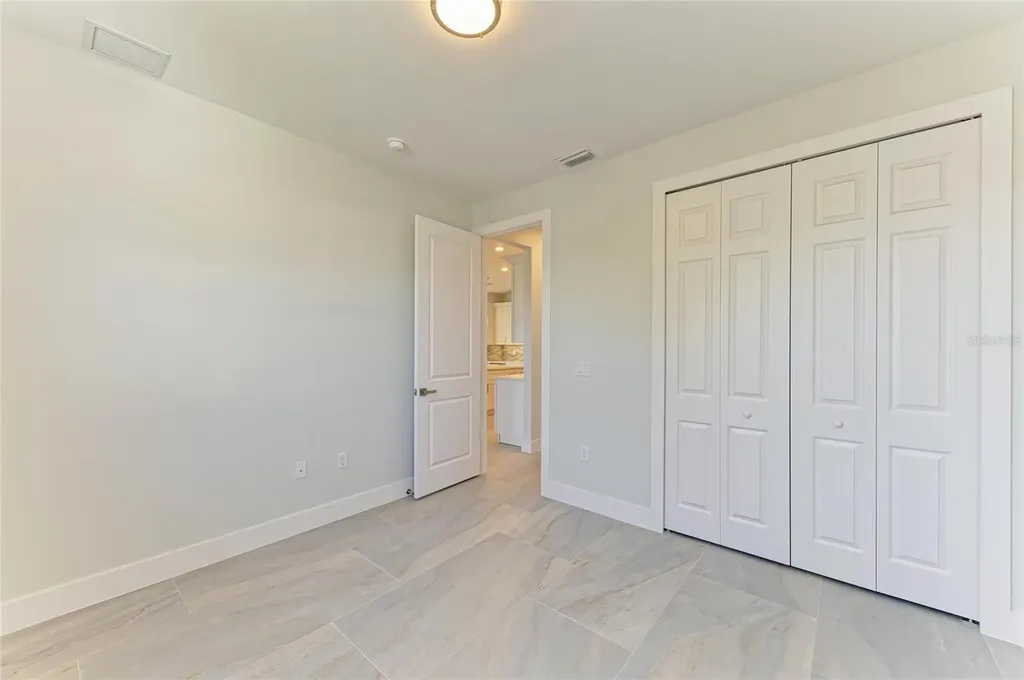 380 Holly Road Venice FL 34293