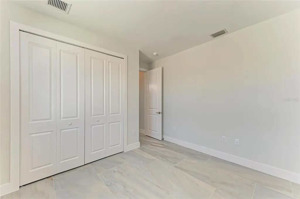 380 Holly Road Venice FL 34293