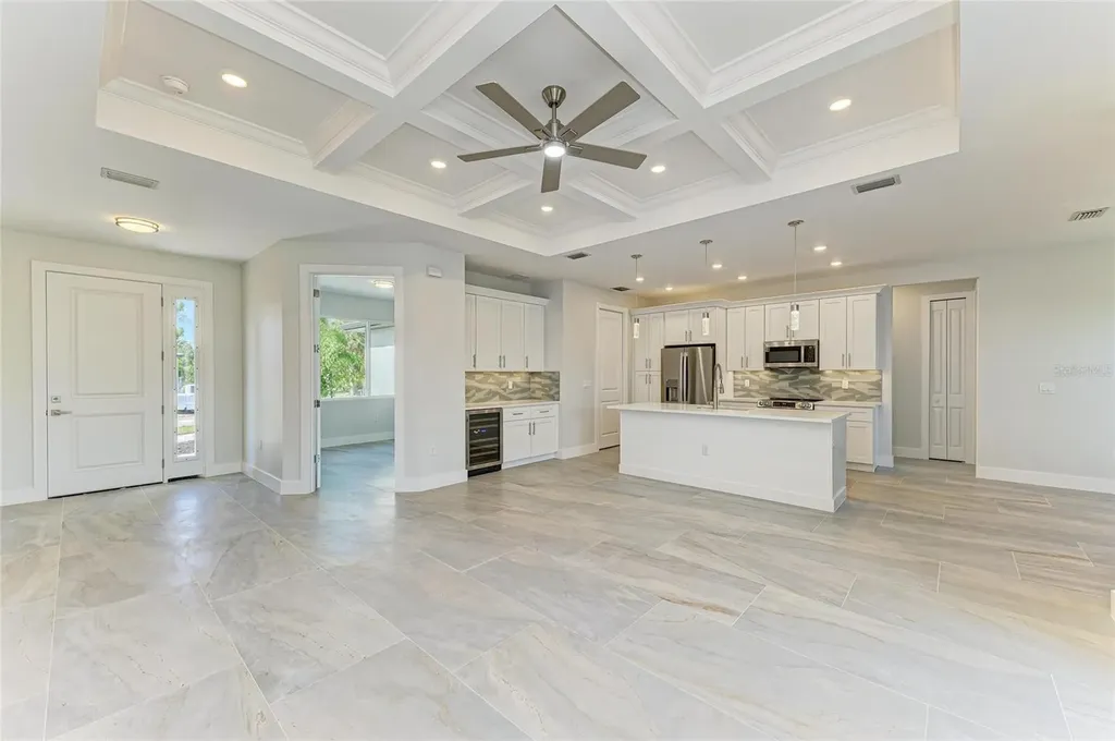 380 Holly Road Venice FL 34293