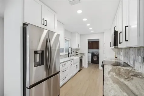 12212 Snead Place Tampa FL 33624