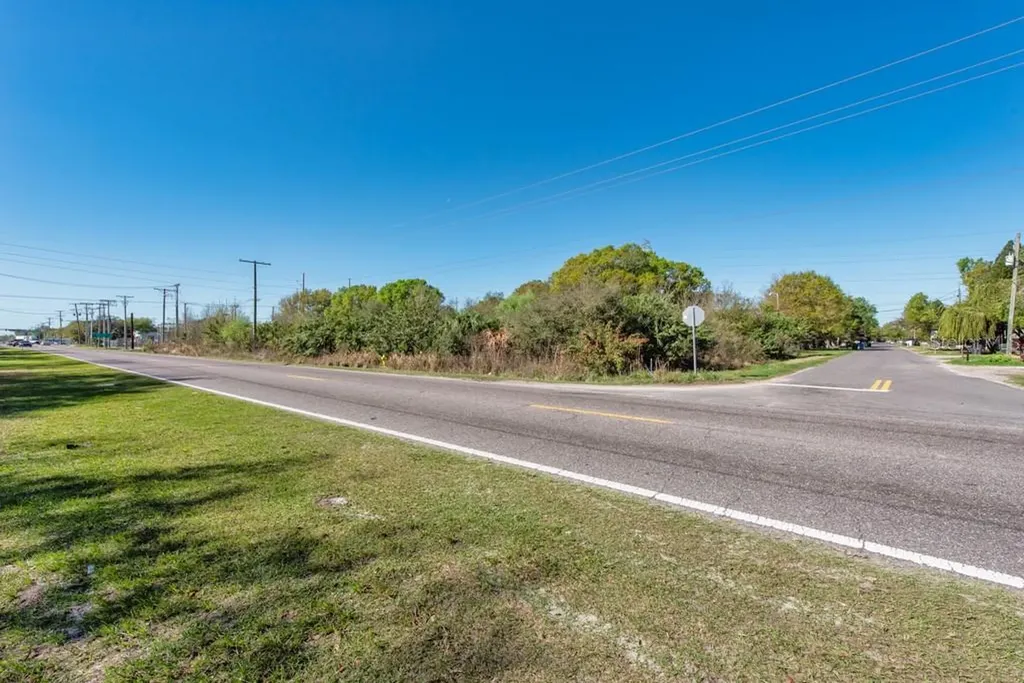 7623 S 51st Avenue Tampa FL 33619