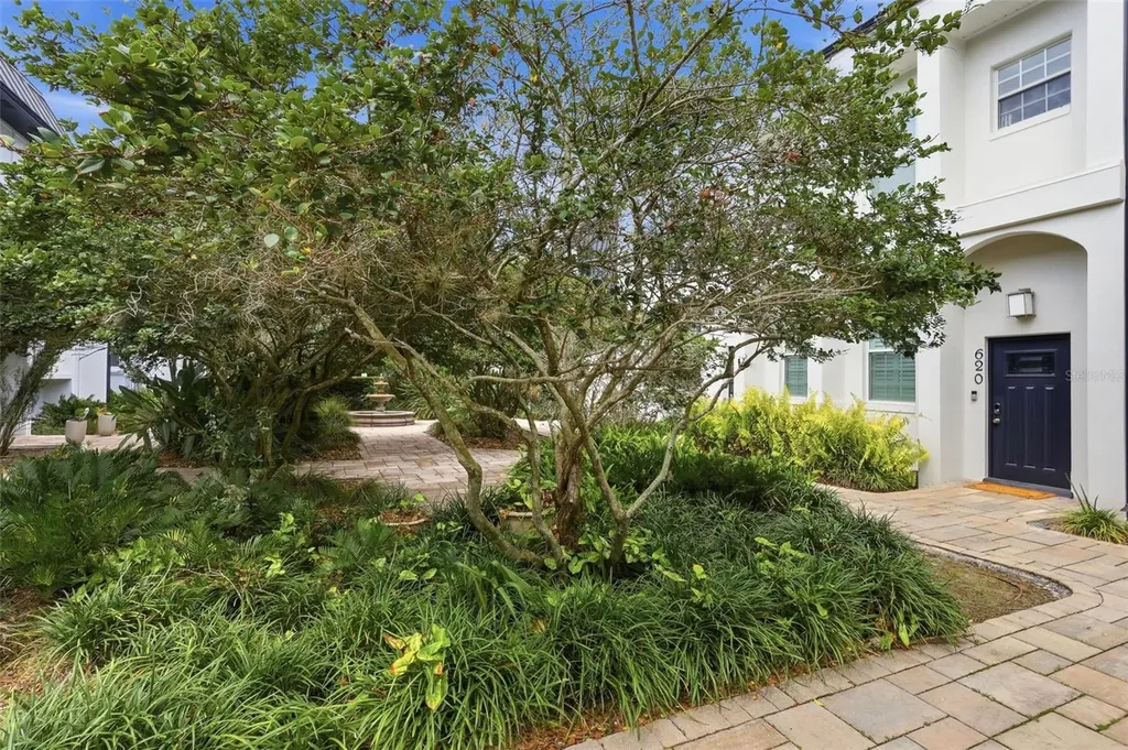 620 E Church Street Orlando FL 32801
