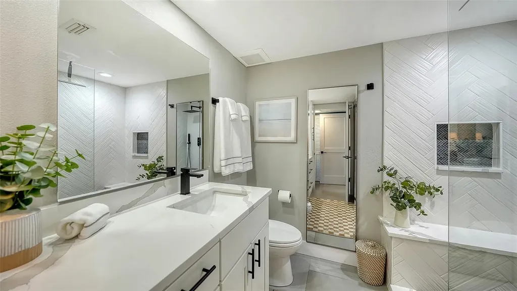 4900 Ocean Boulevard Sarasota FL 34242