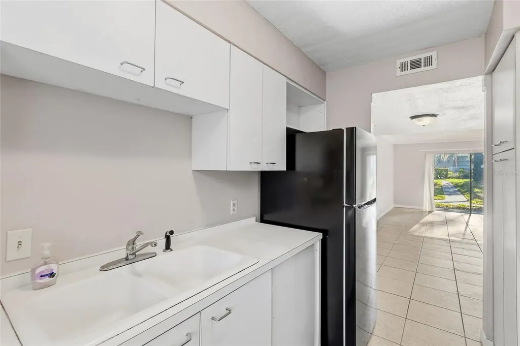 5508 Pokeweed Court Tampa FL 33617