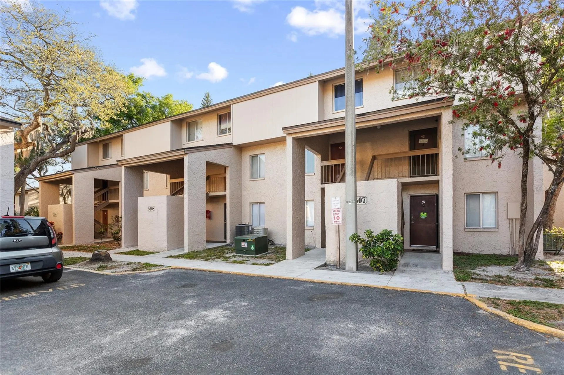 5508 Pokeweed Court Tampa FL 33617