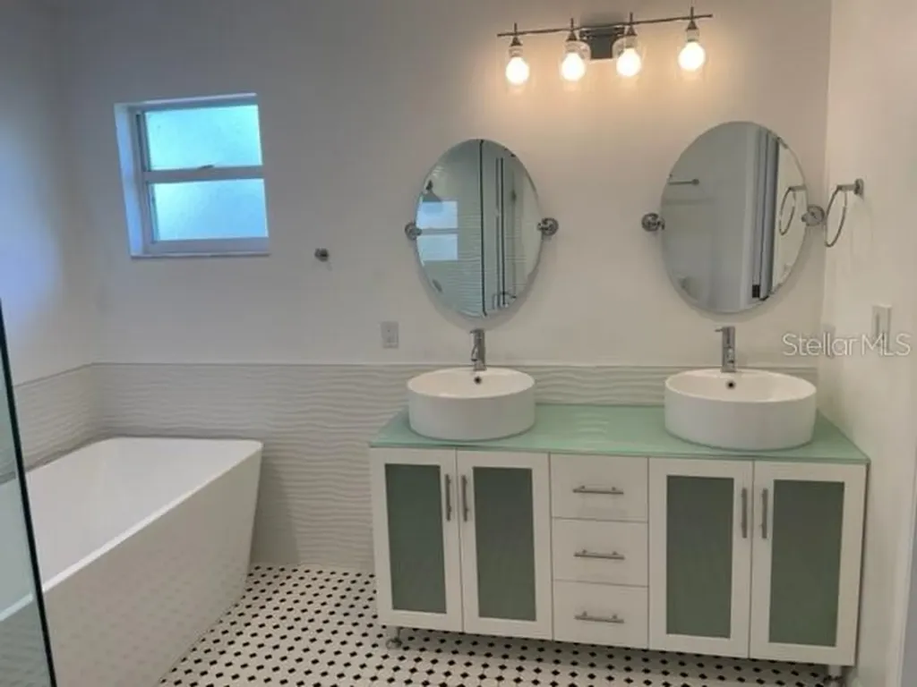 1804 Baywood Drive Sarasota FL 34231