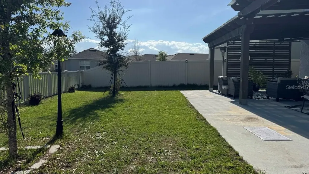 1724 Post Oak Drive Davenport FL 33837