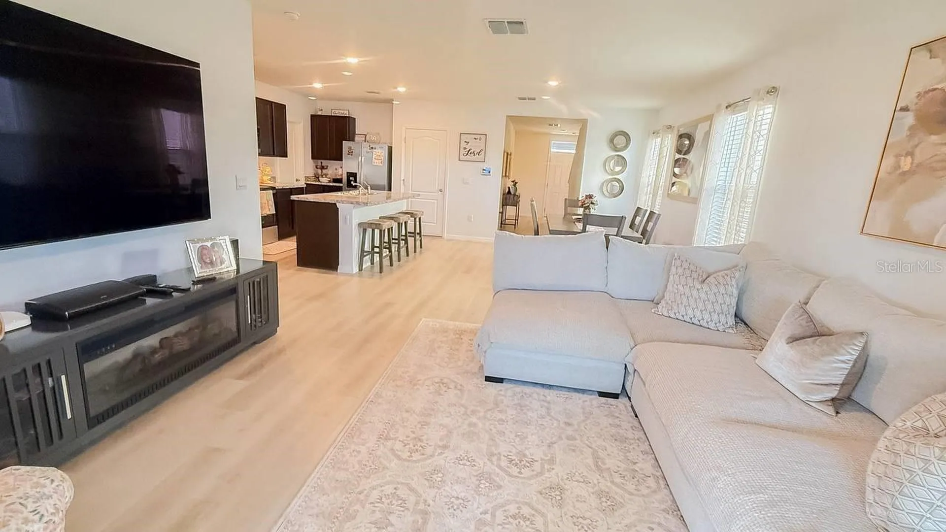 1724 Post Oak Drive Davenport FL 33837