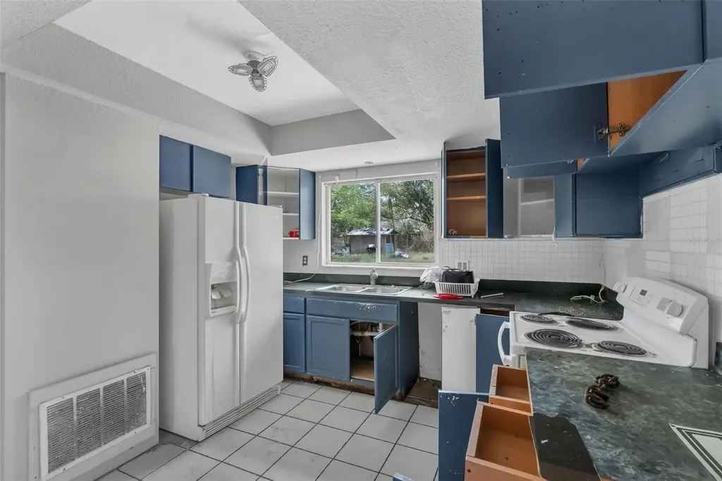 1224 Kirk Street Orlando FL 32808