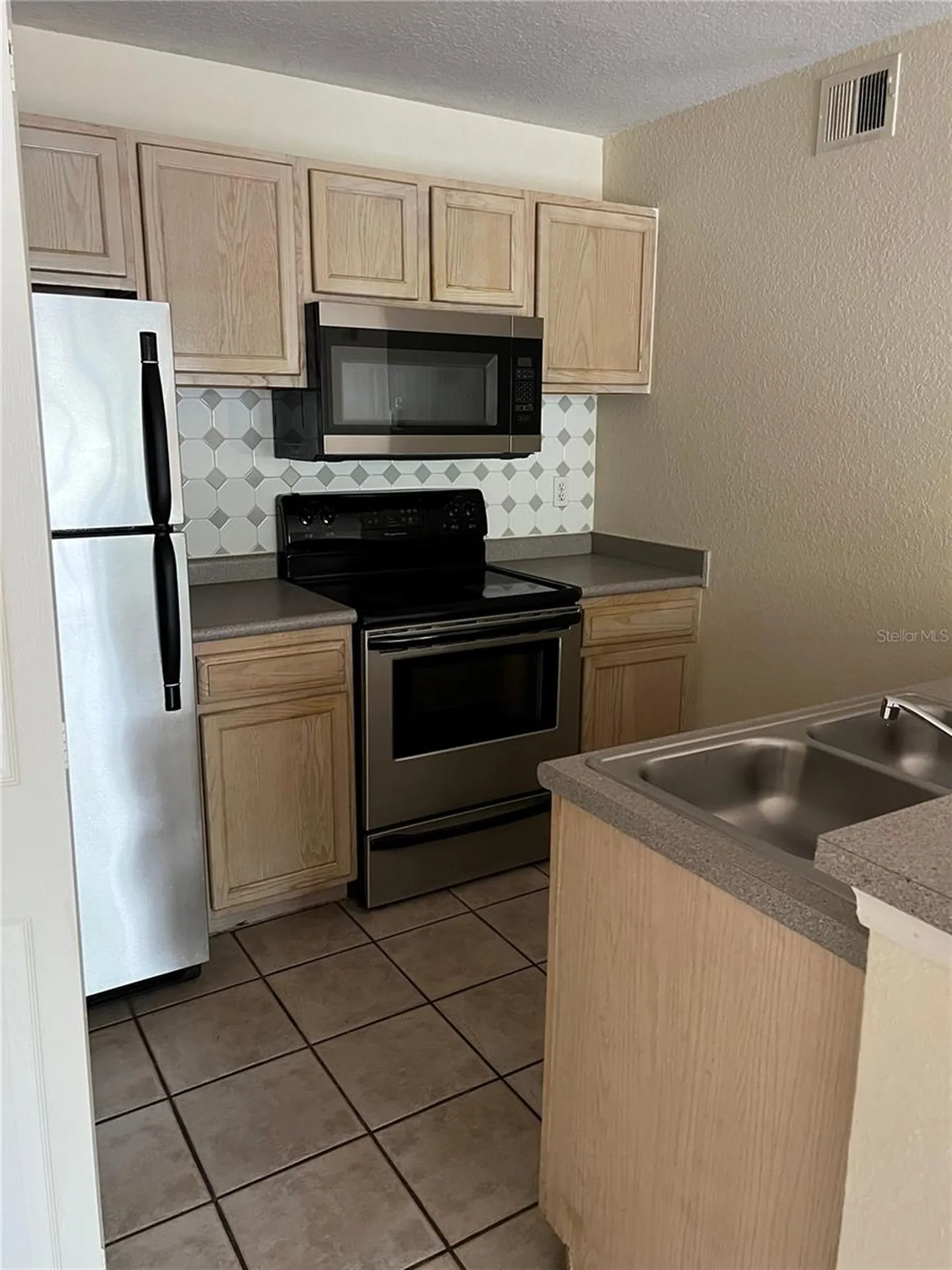 8939 Latrec Avenue Orlando FL 32819