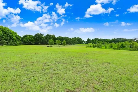 37352 ½ Trilby Road Dade City FL 33523