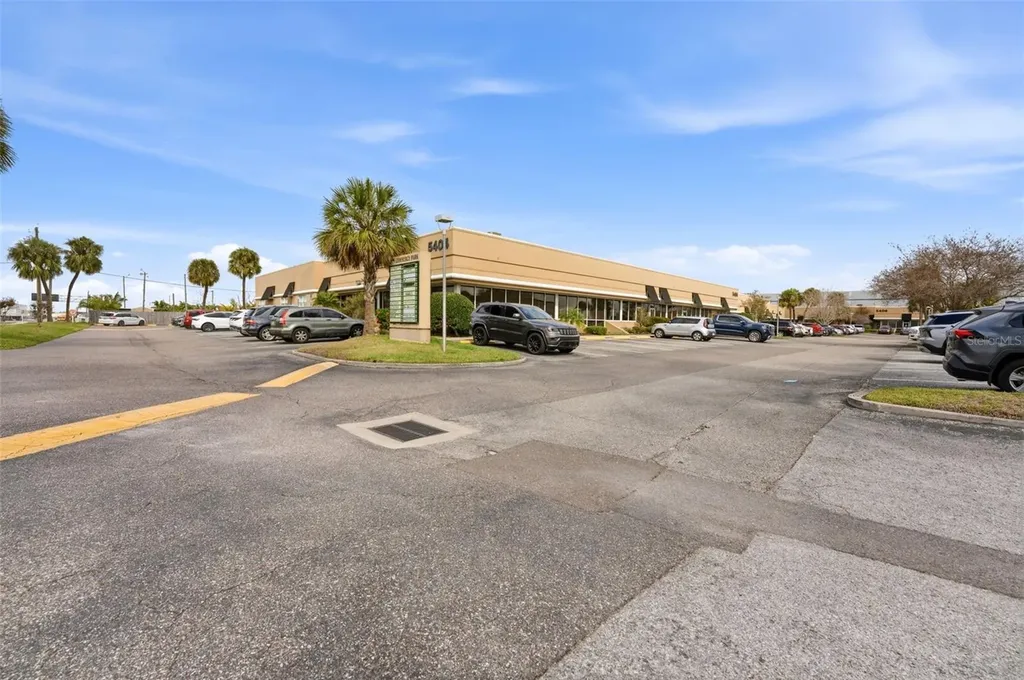 5404 Hoover Boulevard Tampa FL 33634